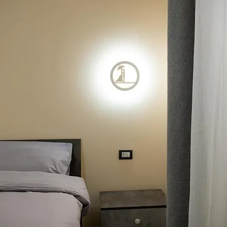 3 Bedroom With Private Bathroom Rome